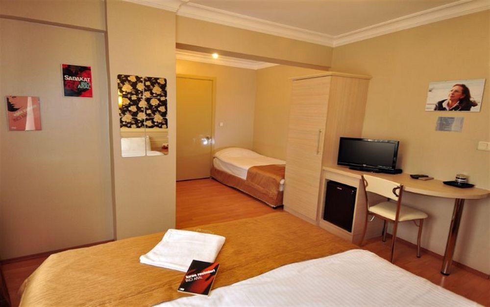 Mini hotel Izmir Exteriör bild