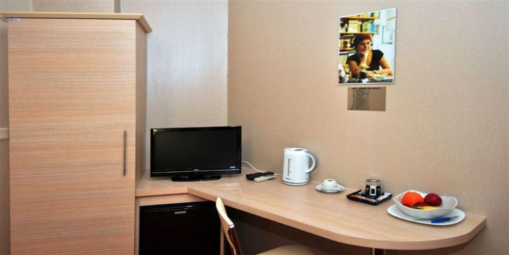 Mini hotel Izmir Exteriör bild